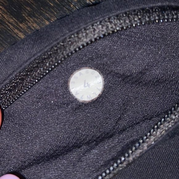 LuluLemon Speed Short (Perforated 2.5") - Picture 6 of 7